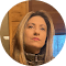 Foto de cliente satisfeita - depoimento sobre indenização Resolvoo